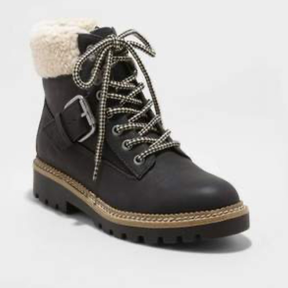 Universal Thread Women’s Sherpa Boots